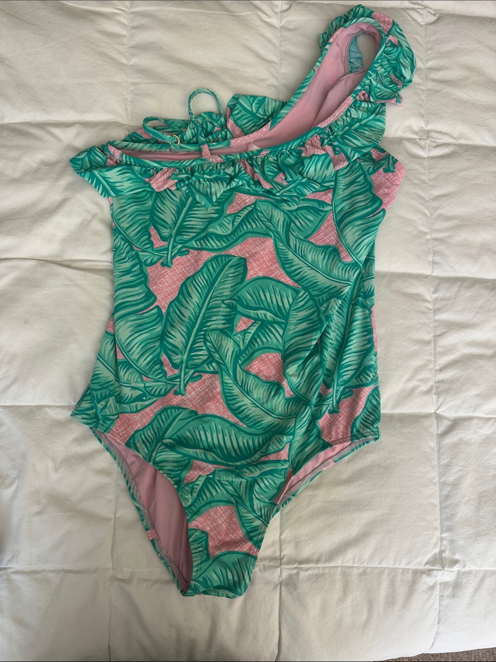 Vineyard Vines One-Shoulder Tropical Leaf Swimsuit in Green and Pink